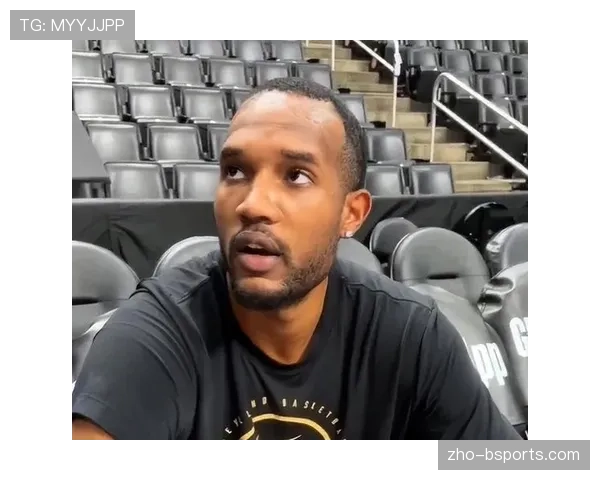 骑士防守效率115联盟第12 莫布利阿伦内线屏障